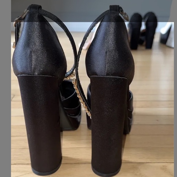 Fale Versace Platform heels - Picture 4 of 5